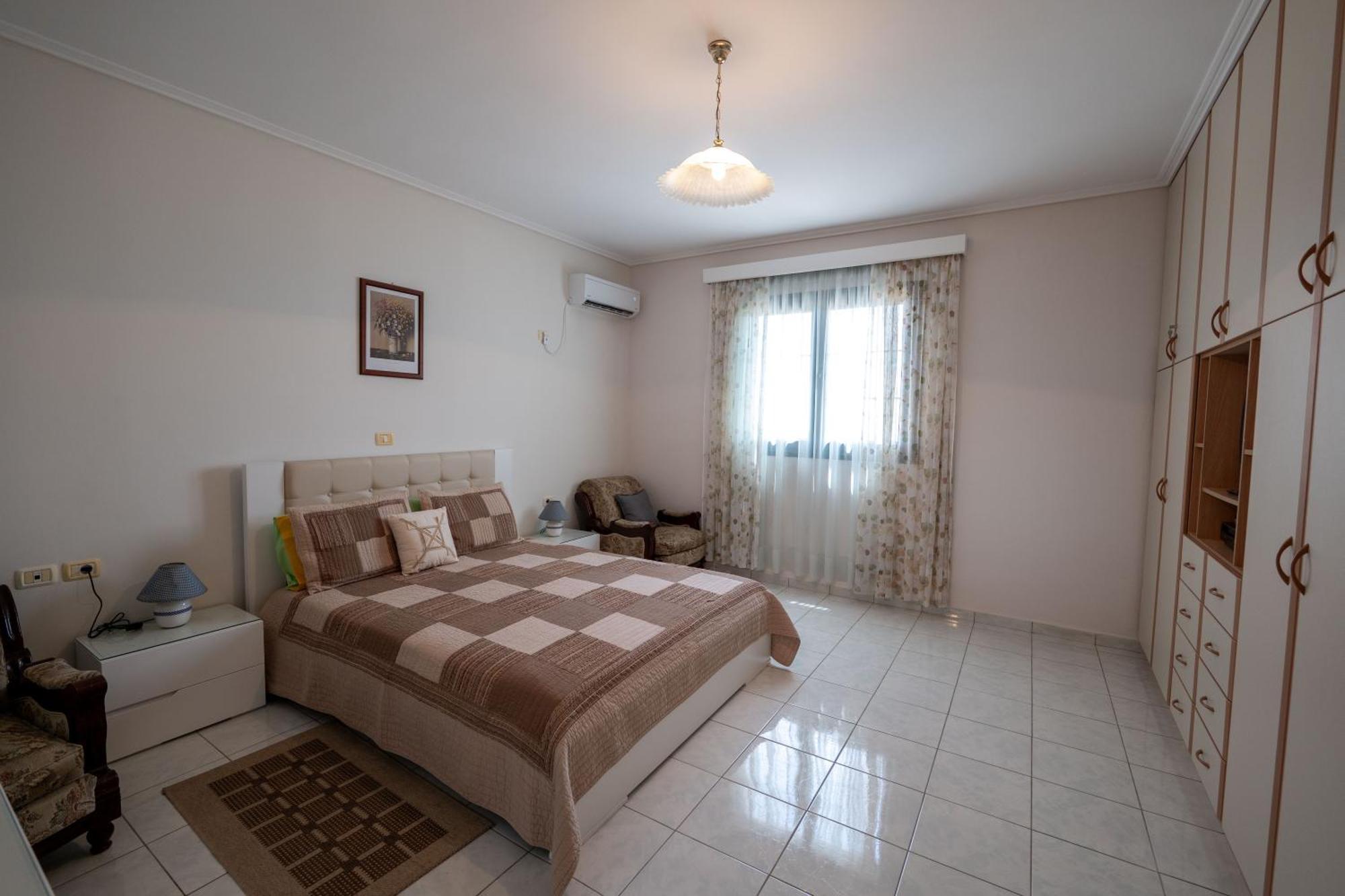 Apartamento Thimios 2
